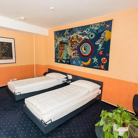 Comedie Hotel 3*